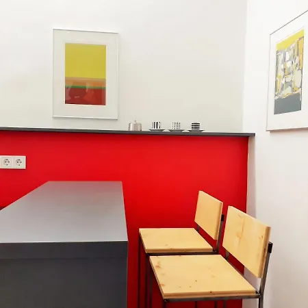 Salon B - Individual Airy Project Studio
